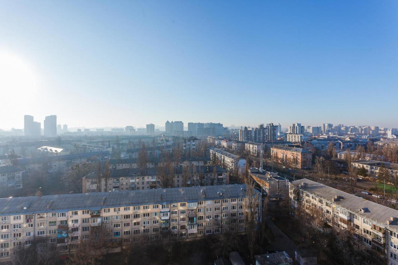 Apartments On Darnitsa Kiev Eksteriør billede